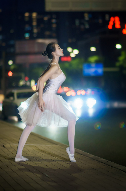 开云网页版登录入口-中国足球职业俱乐部开启国际合作新篇章，足球队 中国