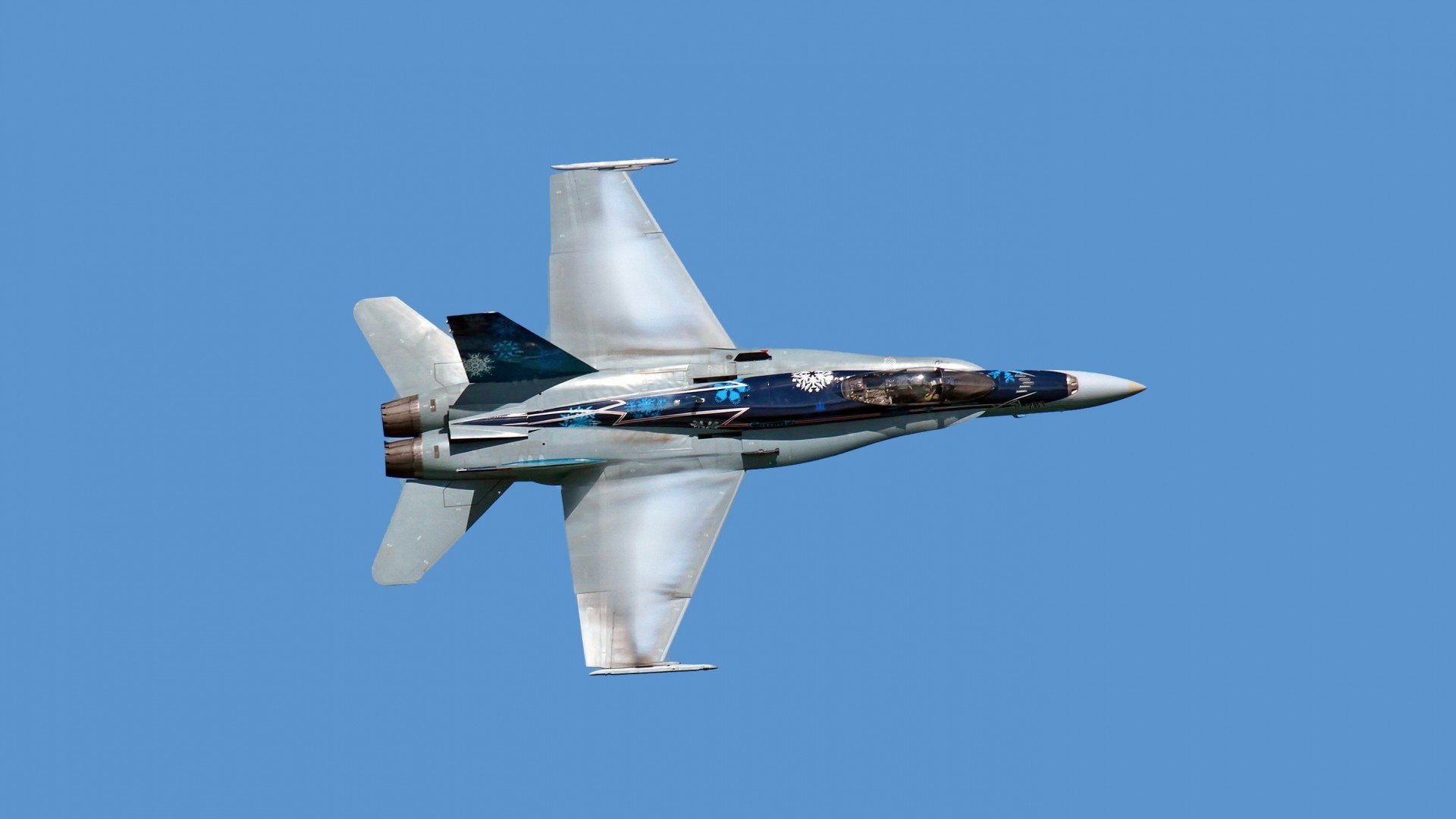 球员斗志昂扬，女足比赛赛场激情万丈，女足比赛精彩片段